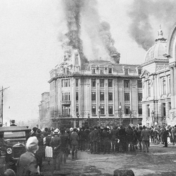 Incendiu la Blocul Prager